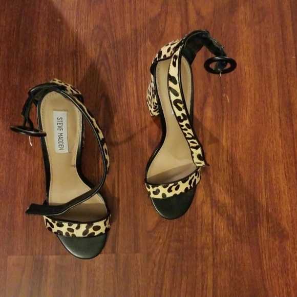 STEVE MADDEN CALF HAIR BLOCK HEEL SANDAL - Picture 2 of 5